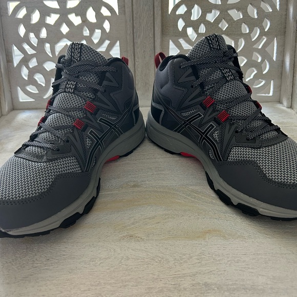 NEW ASICS Men\'s Gel Venture 8 MT Athletic Trail Shoes Gray Red Size 9